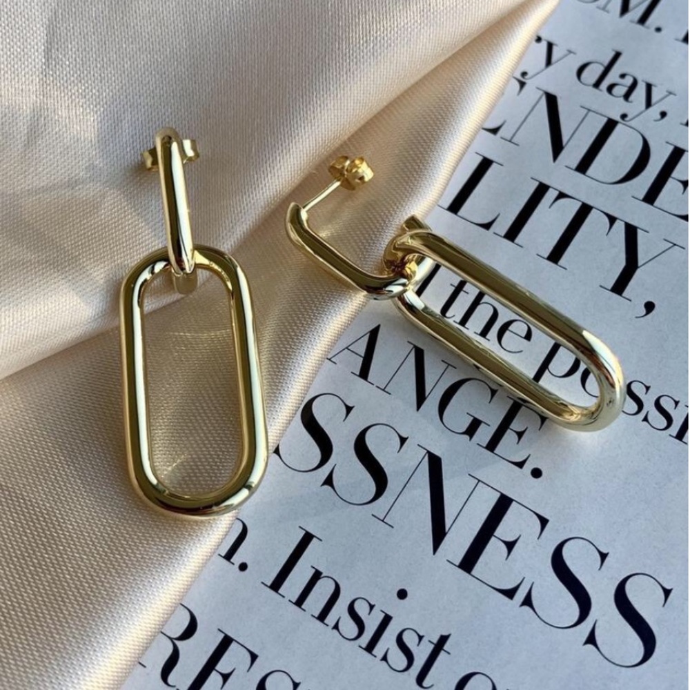 Gold thick links dangle earrings